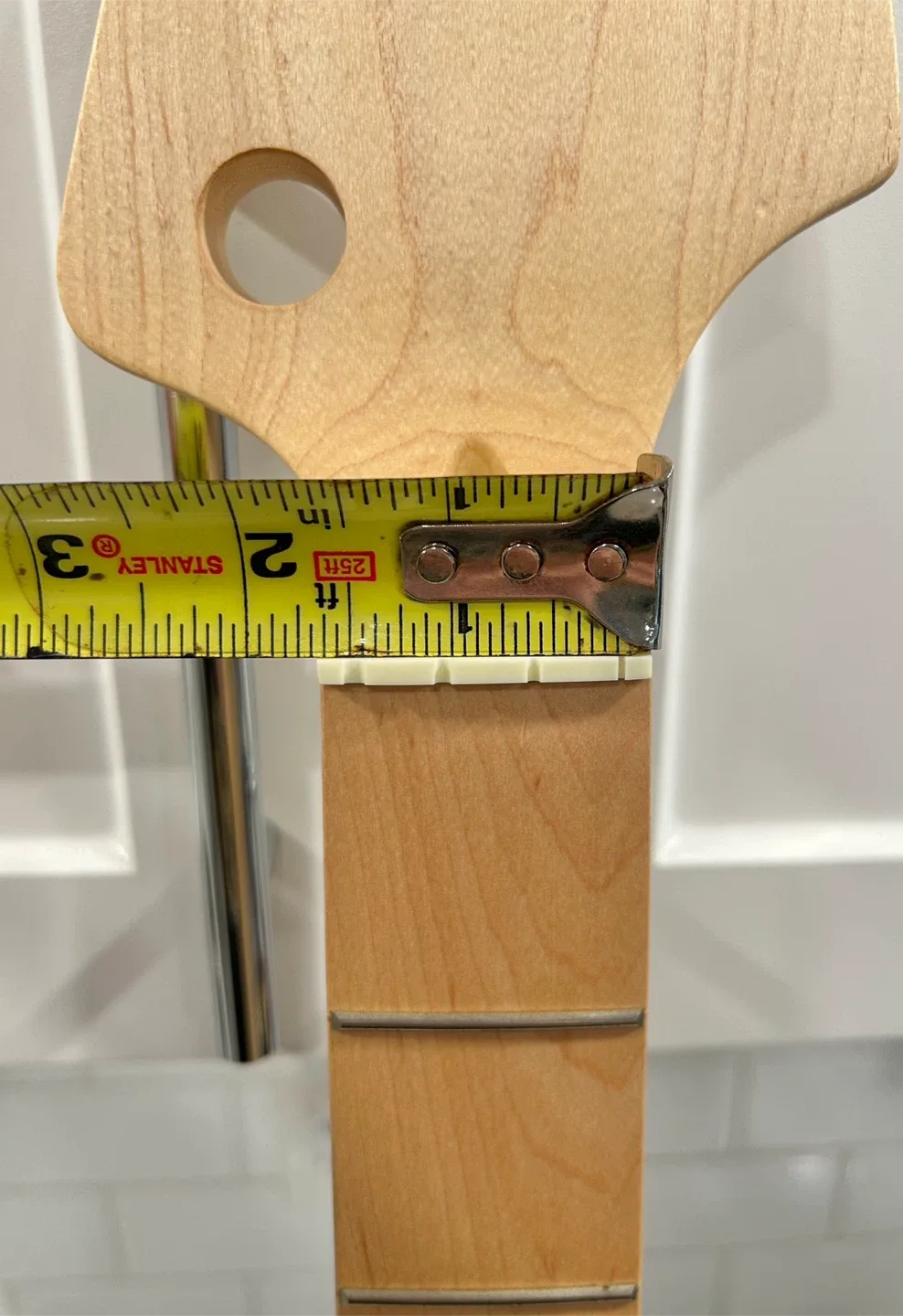 Right Handed 22 Fret Maple Bass Guitar Neck image indicator(7)