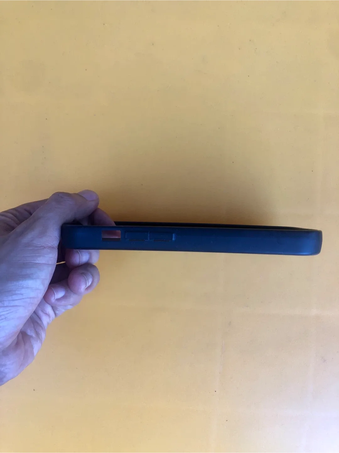 iPhone 11 Pro Max Case image indicator(4)