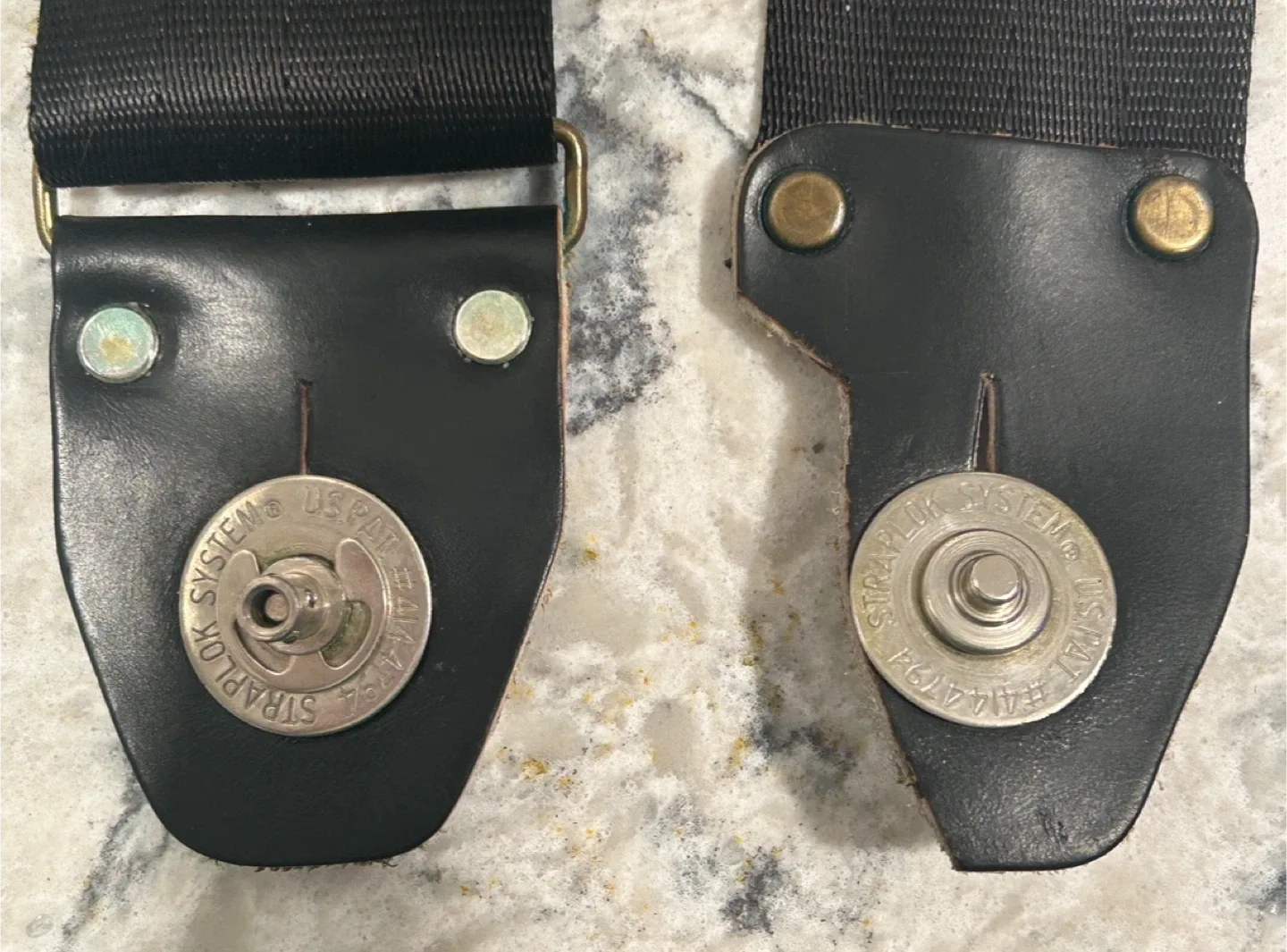 Black StrapLok System Guitar Strap image indicator(2)