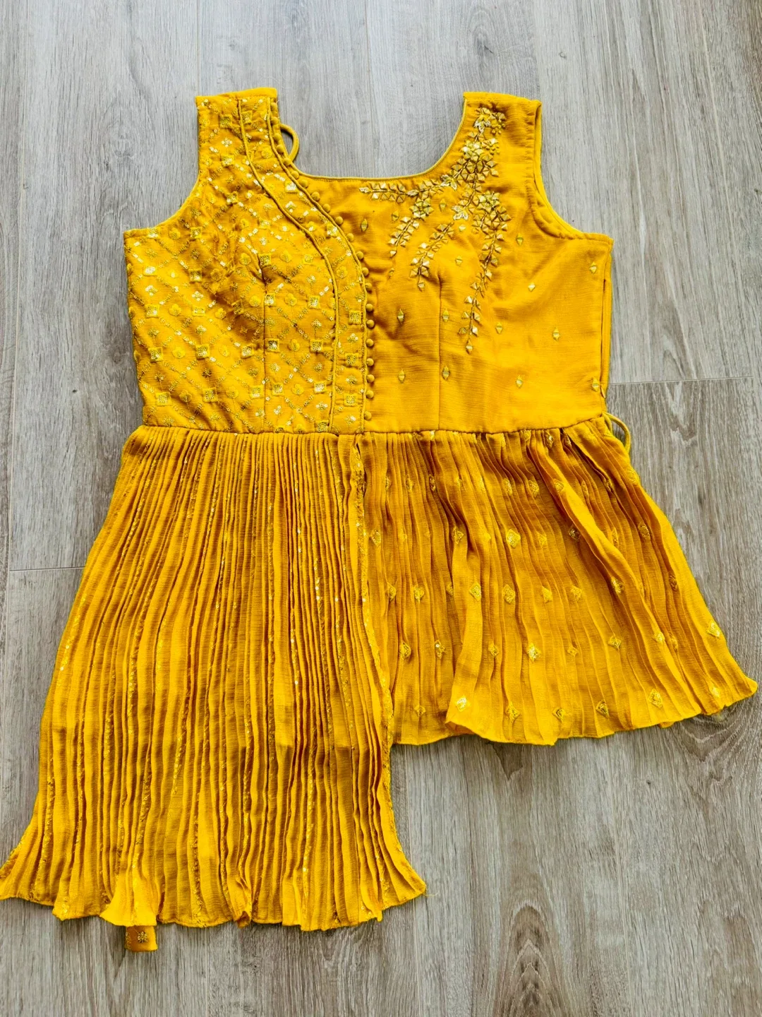 Designer Yellow Lehenga Choli Set image indicator(2)