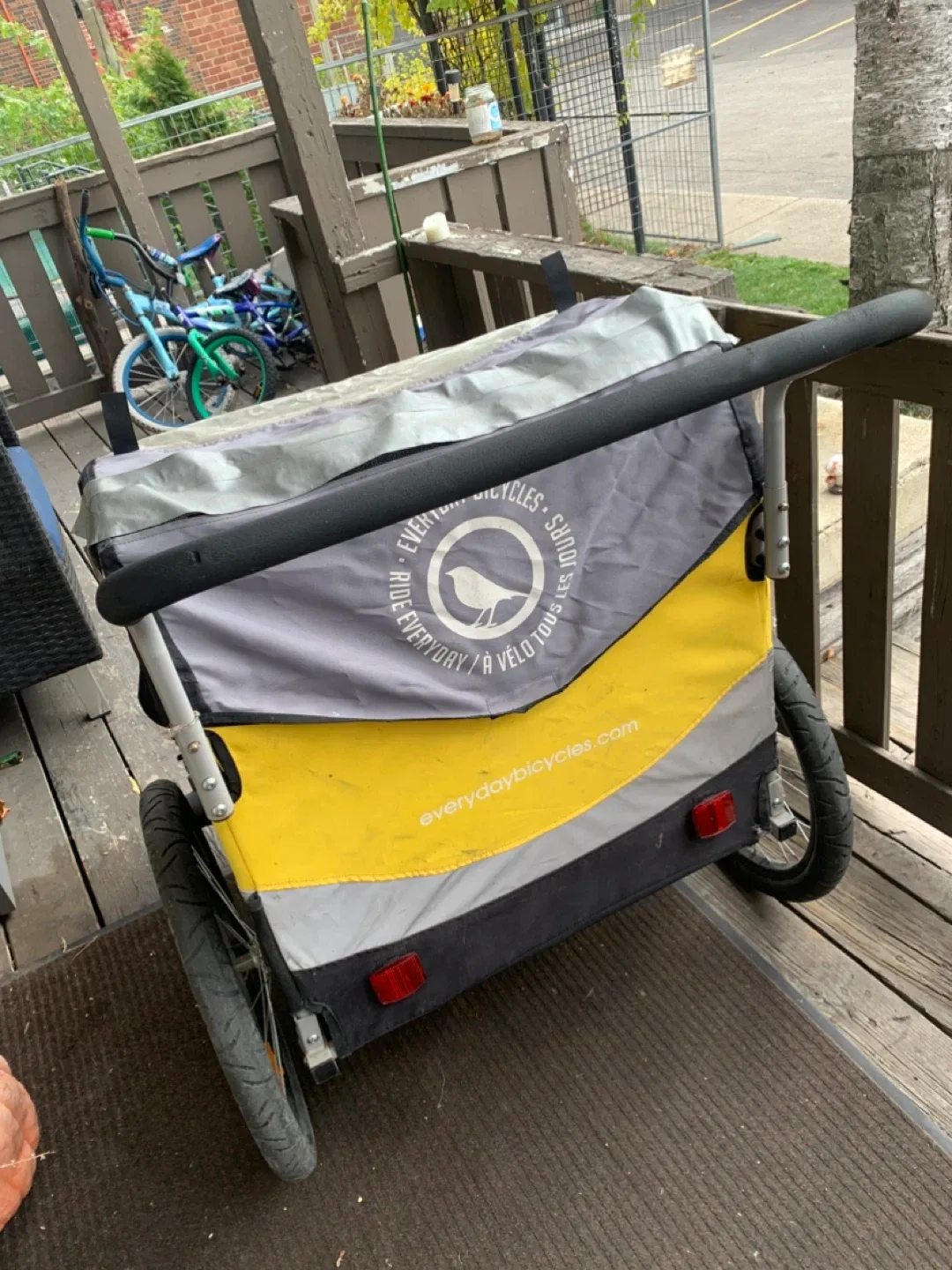 Everyday Bicycles RideEveryday Bicycle Trailer - Yellow image indicator(5)