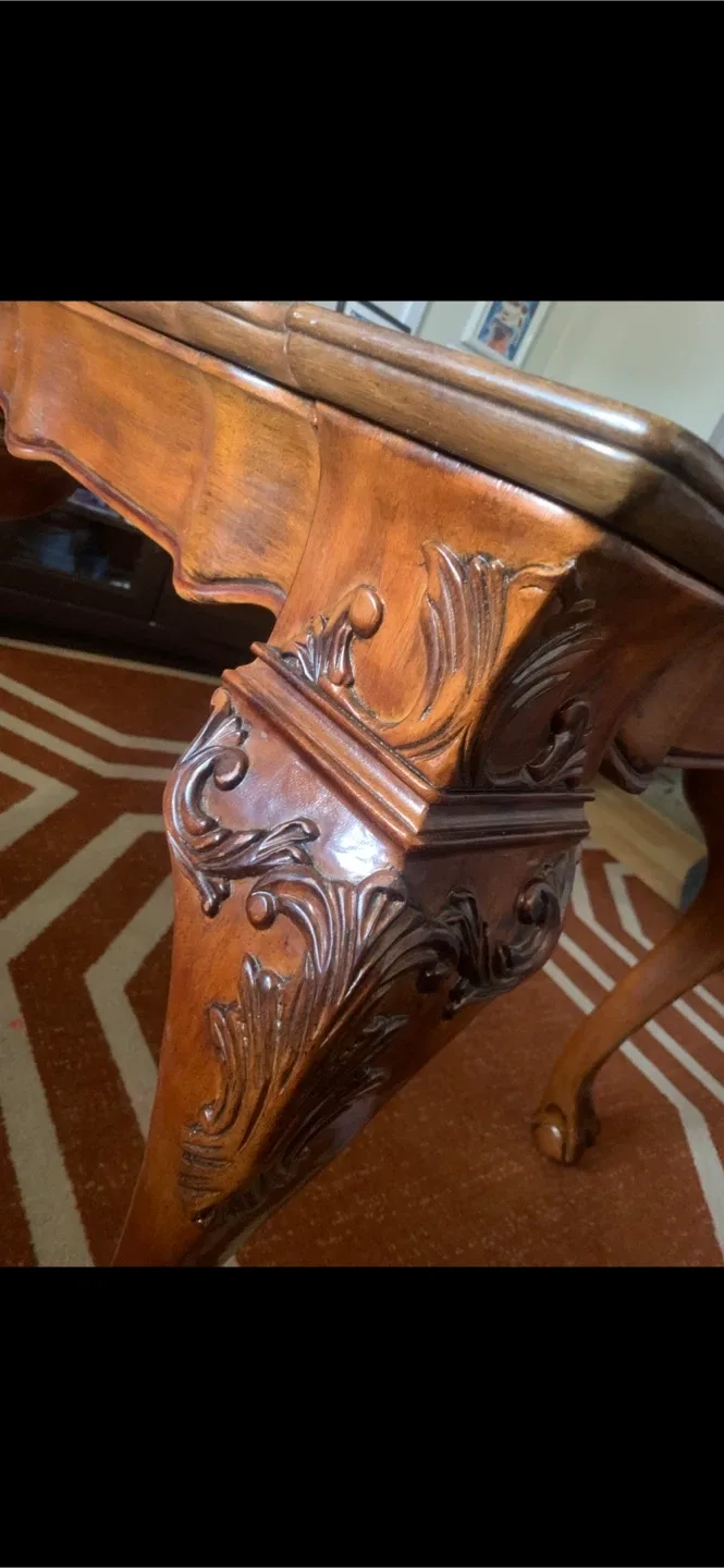 Ornate Wooden Coffee Table image indicator(3)