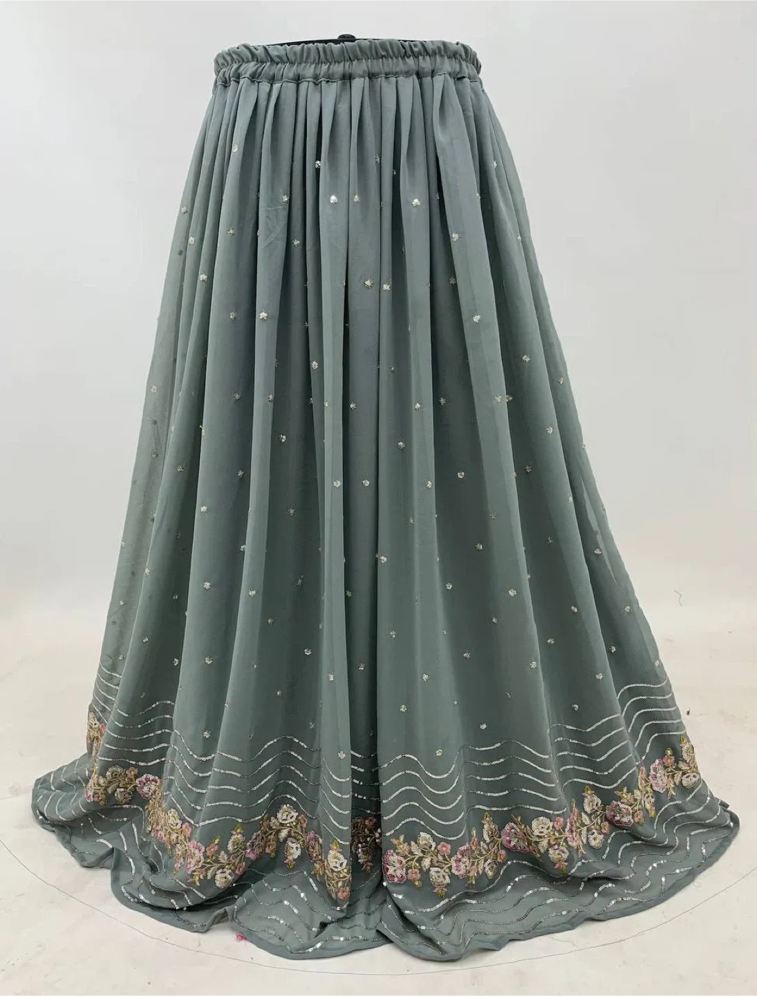 Floral Embroidered Lehenga Choli Set perfect for reception image indicator(5)