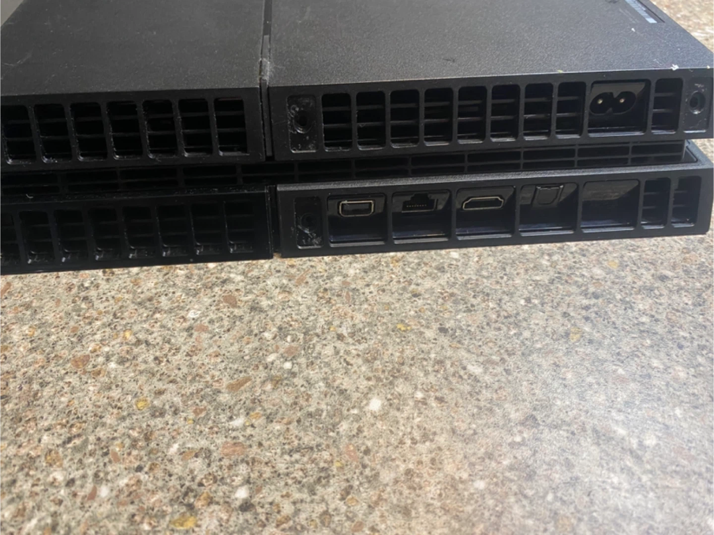 Used Sony Playstation 4 Console for parts - photo 2