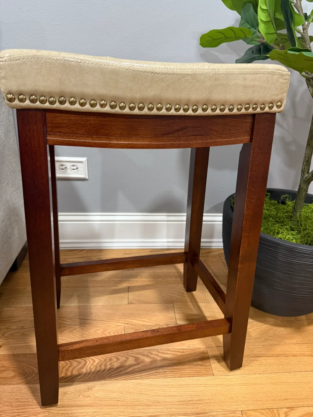 Counter Height Bar Stool with Padded Seat (set of 2) image indicator(9)