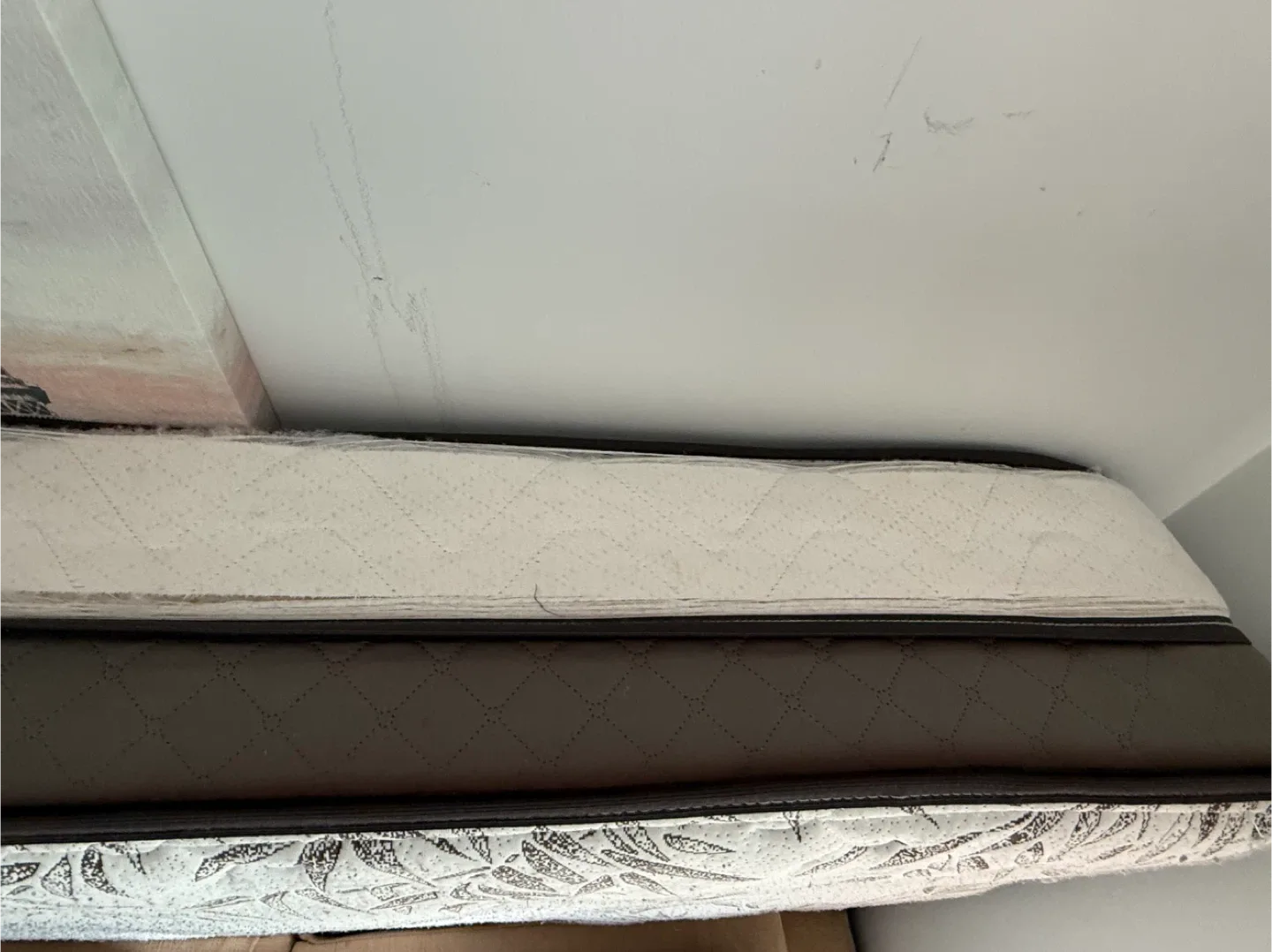 Hybrid Bamboo Mattress image indicator(2)