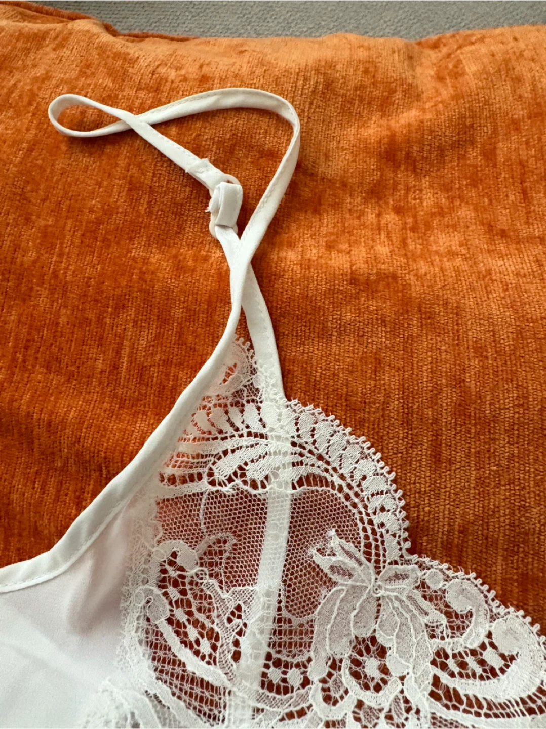 French Maid White Lace Cami - Size 38 - photo 4