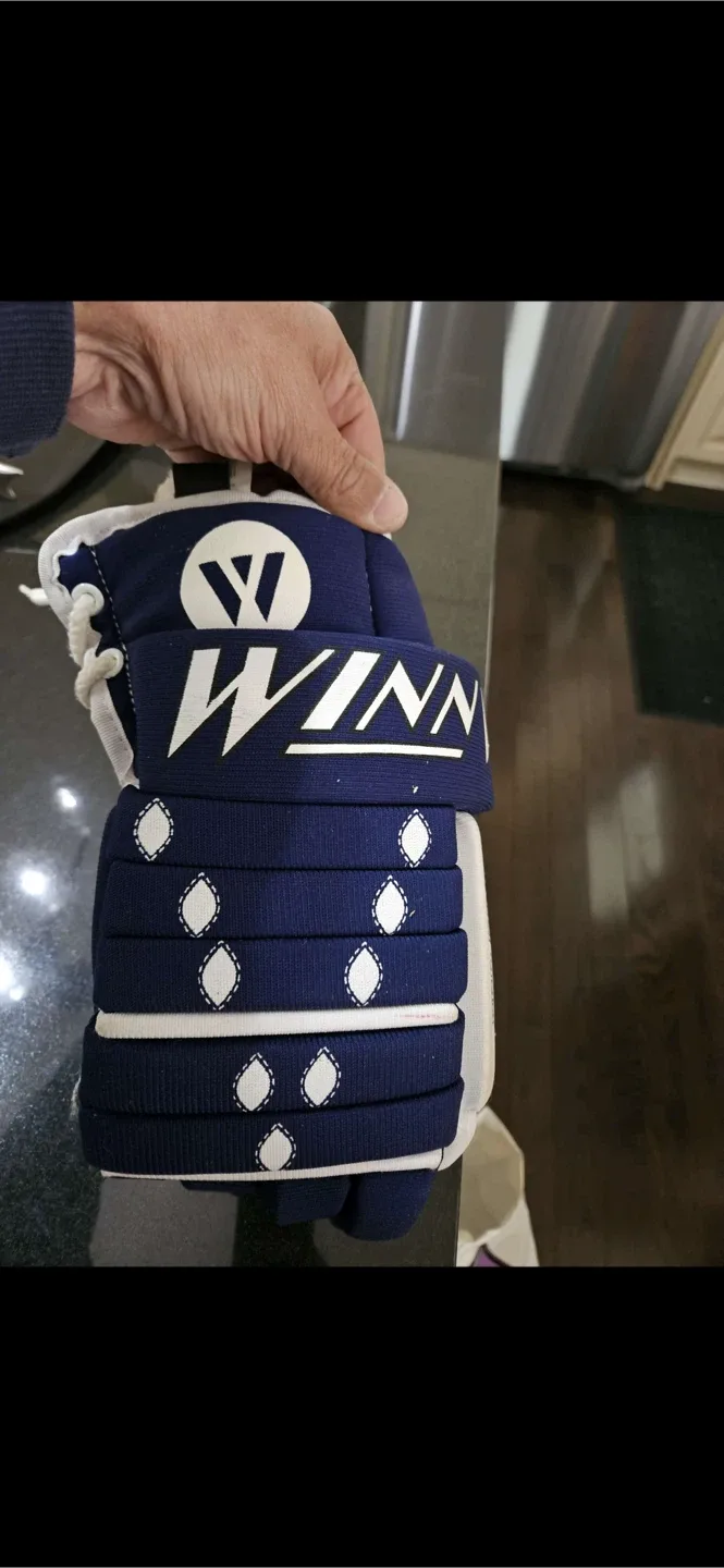 Winn Well Pro 9 Hockey Gloves image indicator(4)