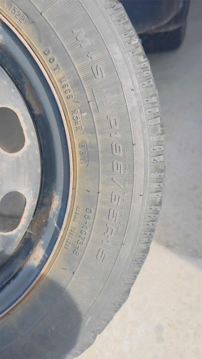 P195/65R15 Tire - photo 2