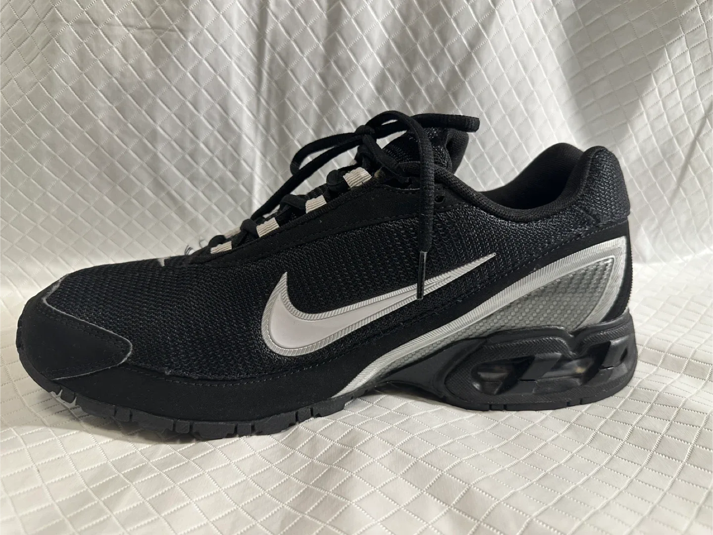 Nike Air Torch 3 Black Running Shoes image indicator(7)