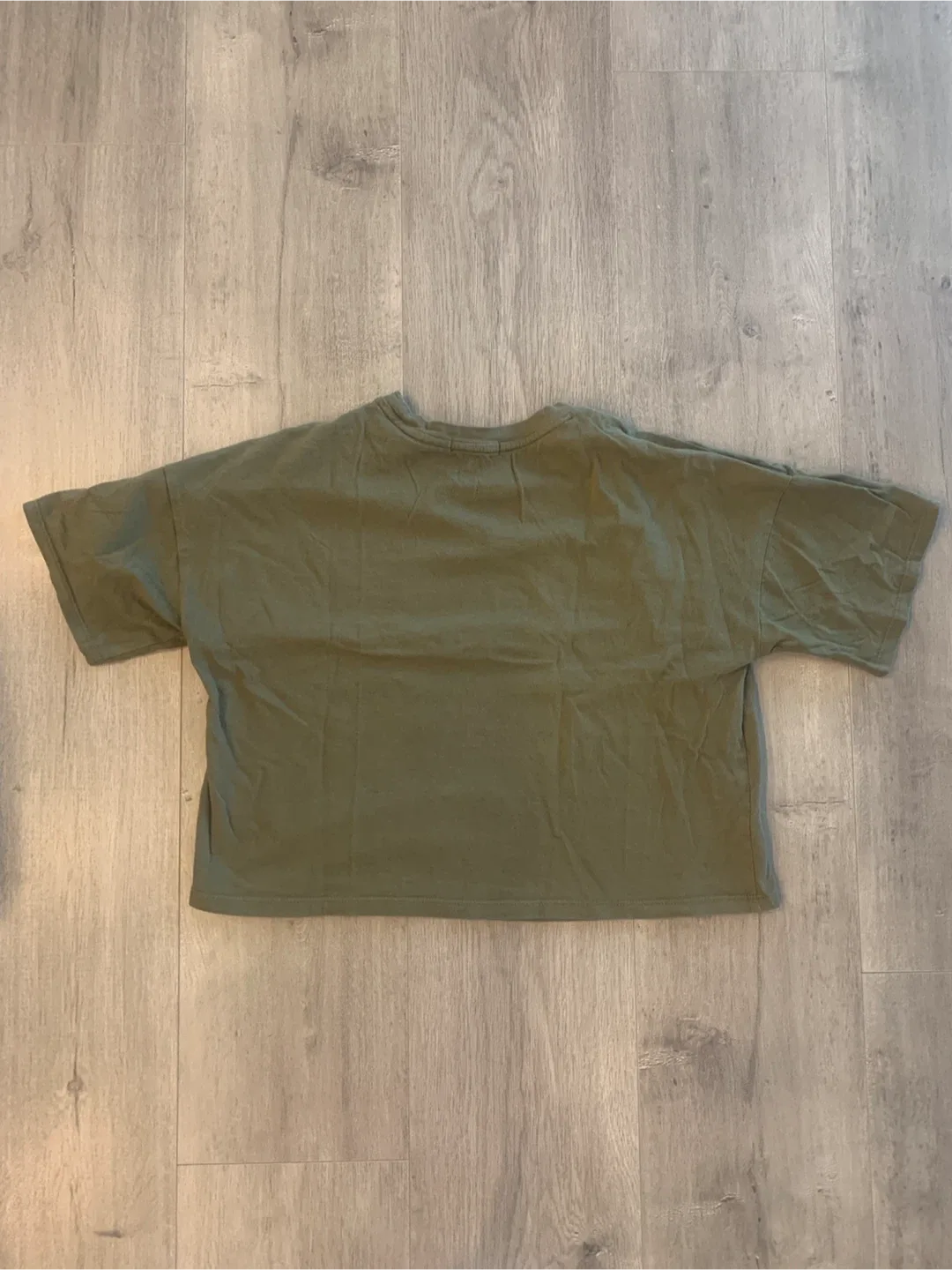 Forever 21 Olive Green Cropped T-Shirt - Size M image indicator(6)