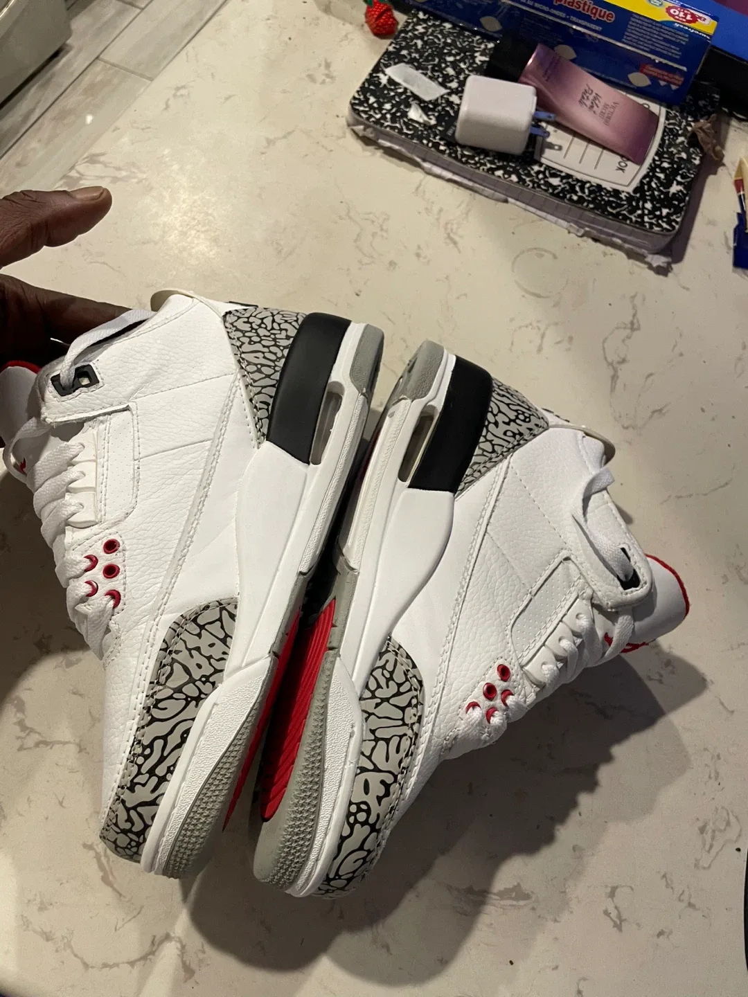 Nike Air Jordan 3 Retro White Cement image indicator(2)