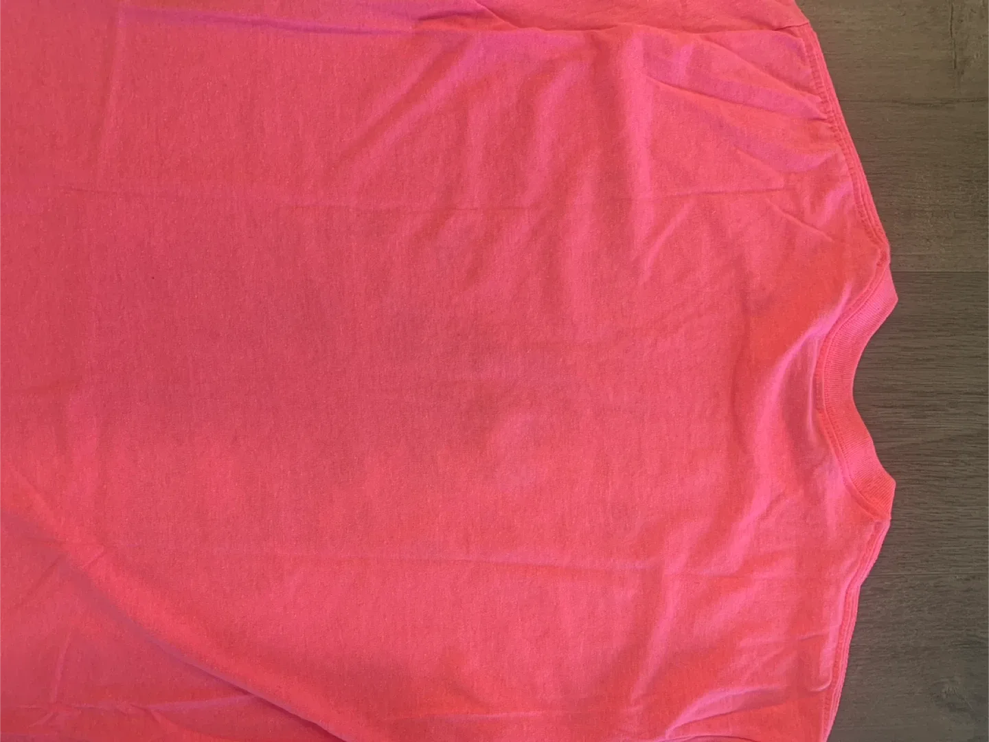 Gildan Gastown Pink T-Shirt - Size M image indicator(6)