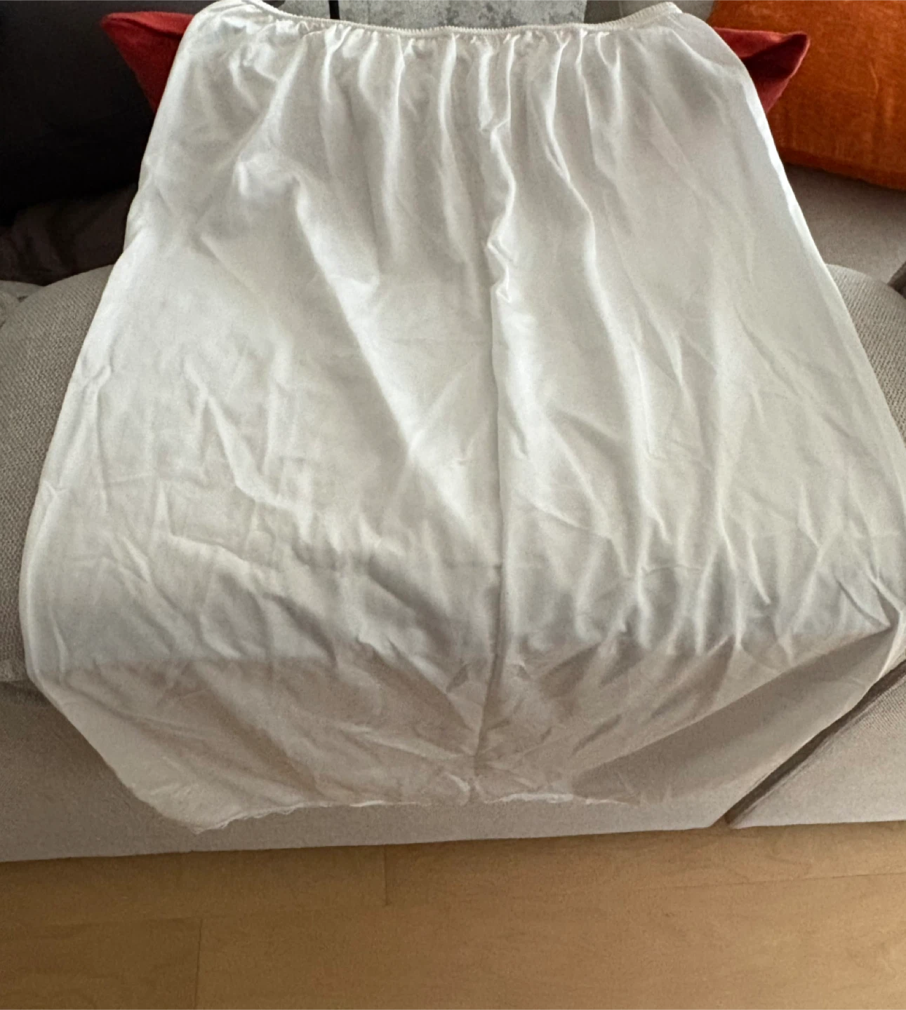 Hanna White Nylon Slip - Size L/G