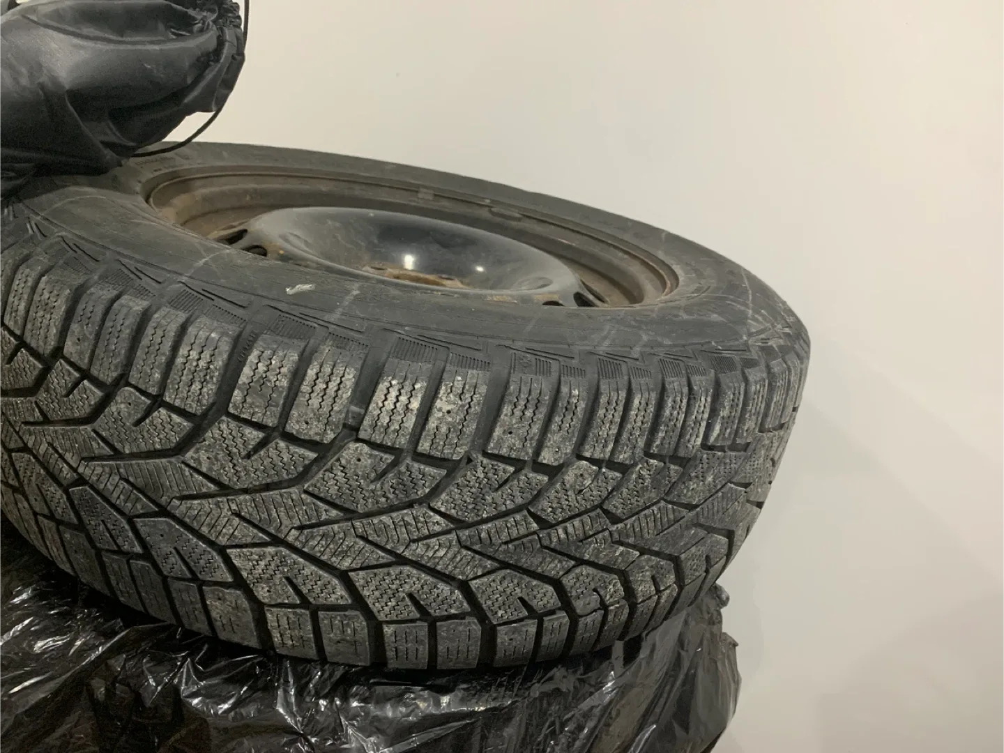 Used Winter Tires image indicator(2)