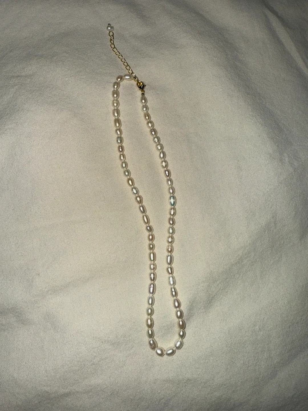 Pearl choker thumbnail