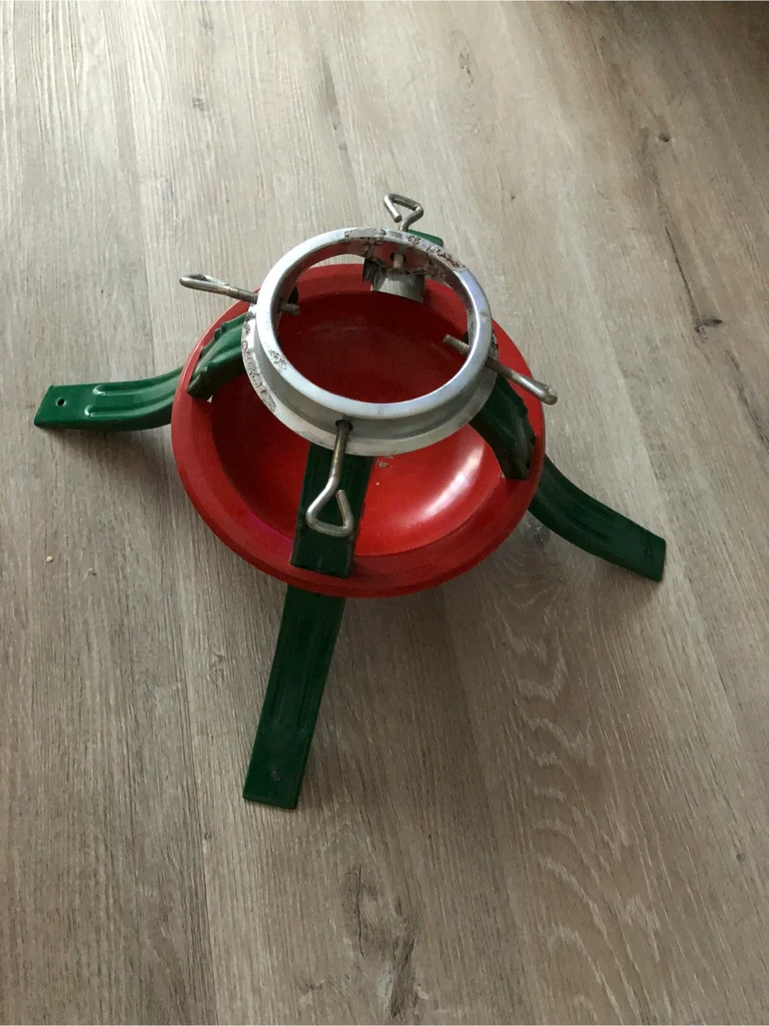 Christmas Tree Stand - Red and Green image indicator(4)