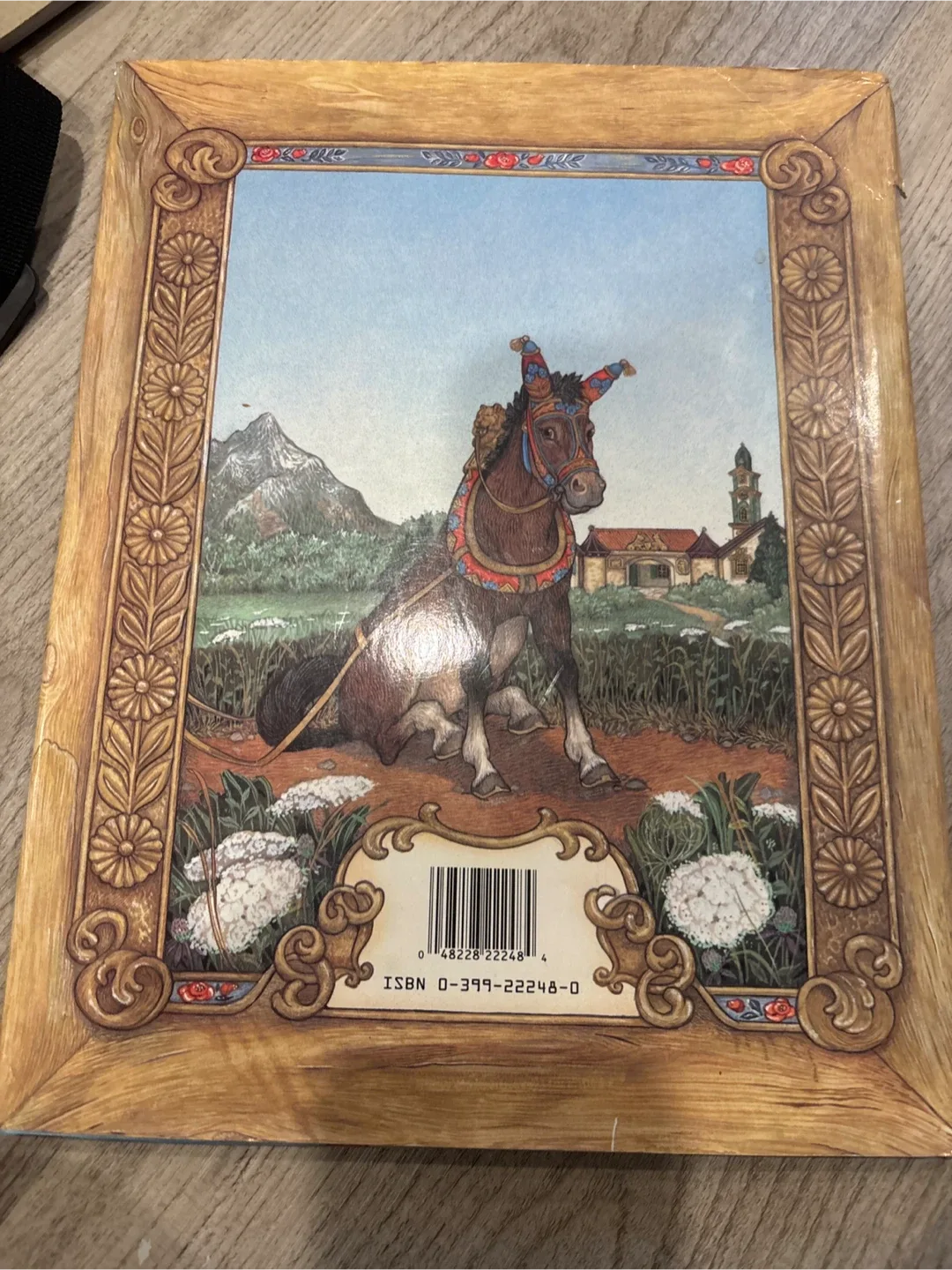 Berlioz the Bear by Jan Brett image indicator(2)