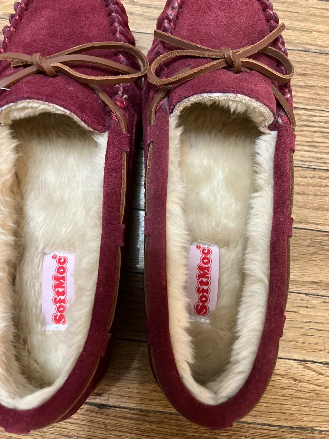 SoftMoc Burgundy Moccasin image indicator(3)