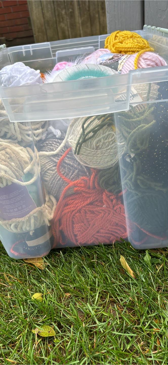 Yarn Lot ( tote not included ) - photo 2