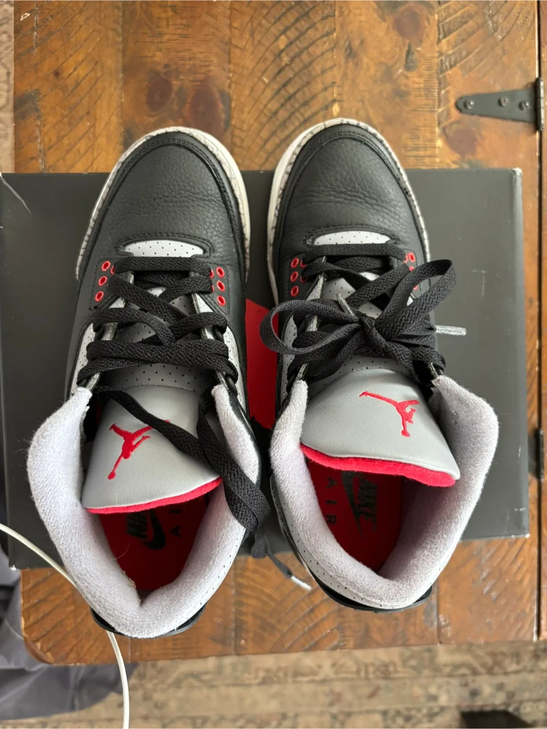 Nike Air Jordan 3 Retro (GS) Size 6Y image indicator(2)