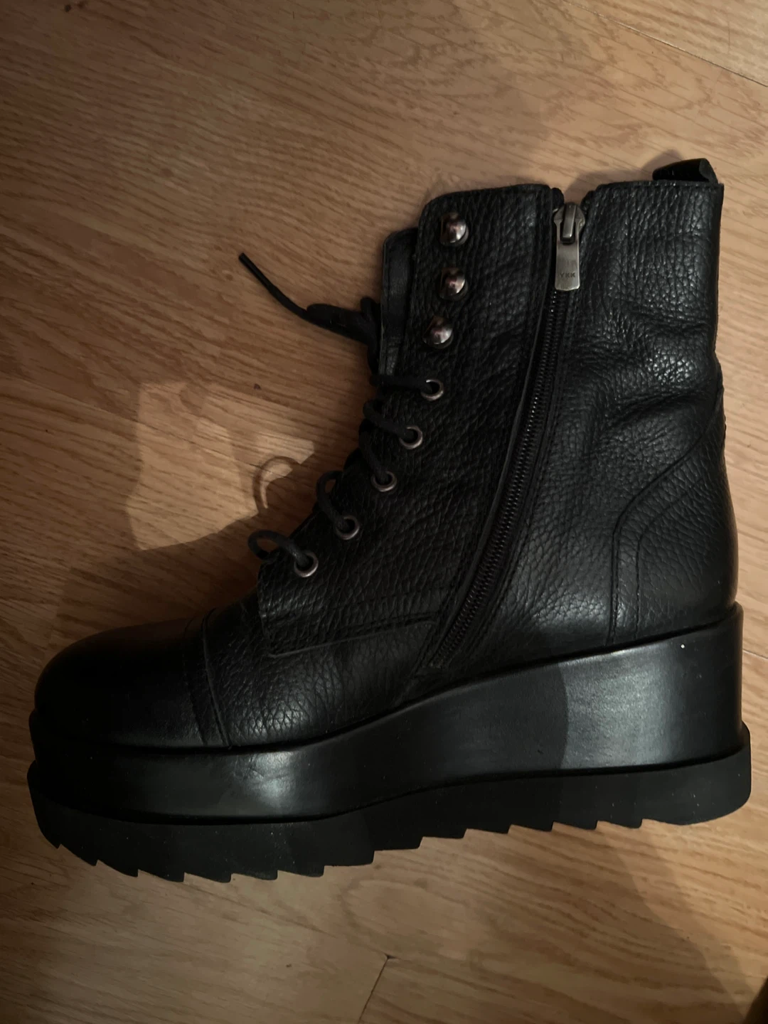 Black Leather Platform Boots 🏆 - photo 2