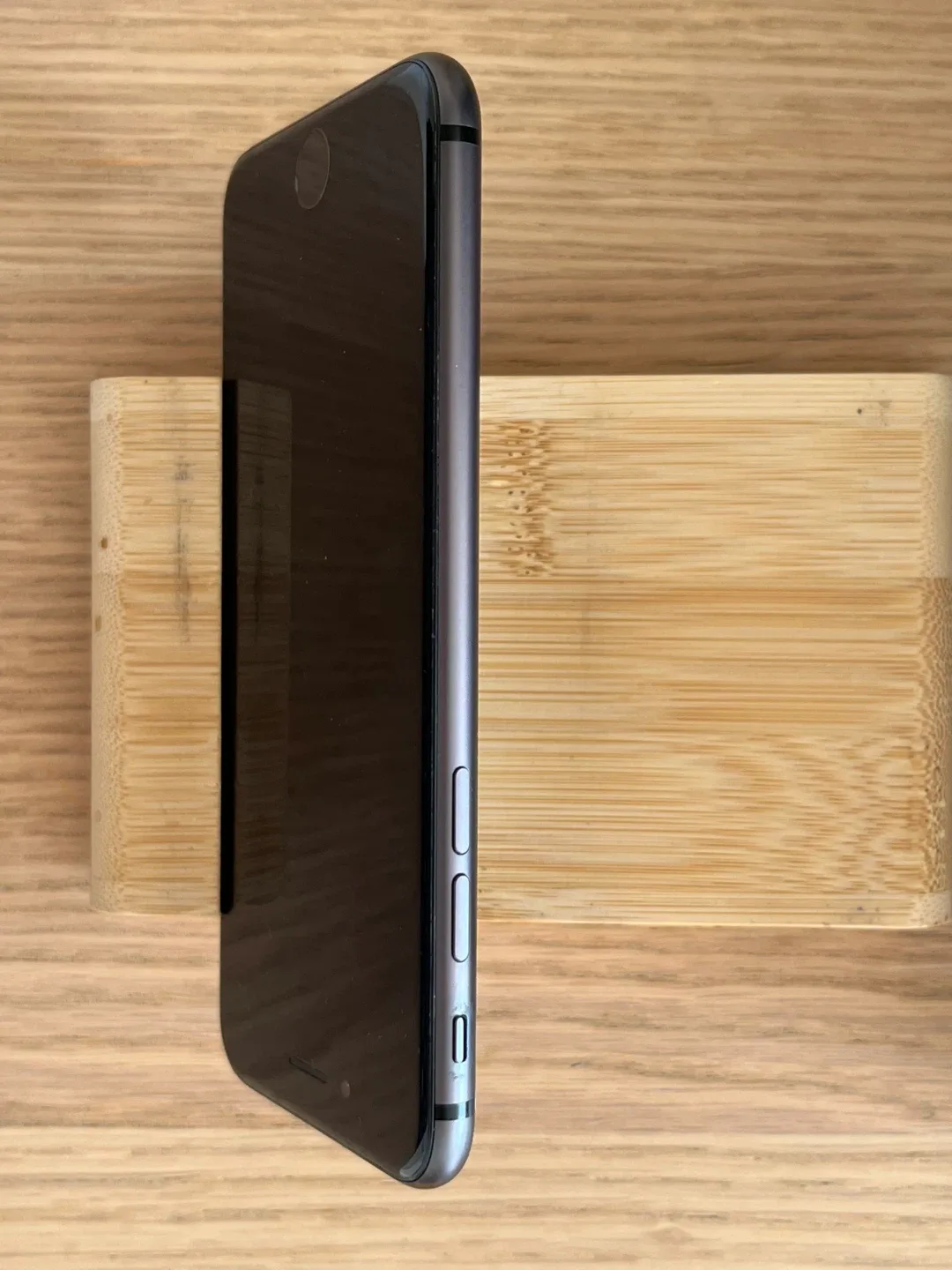 ✅ Like NEW - iPhone 8 - 64GB Space Gray image indicator(4)