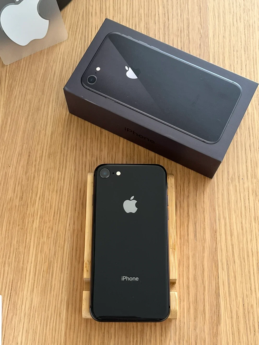 ✅ Like NEW - iPhone 8 - 64GB Space Gray image indicator(3)