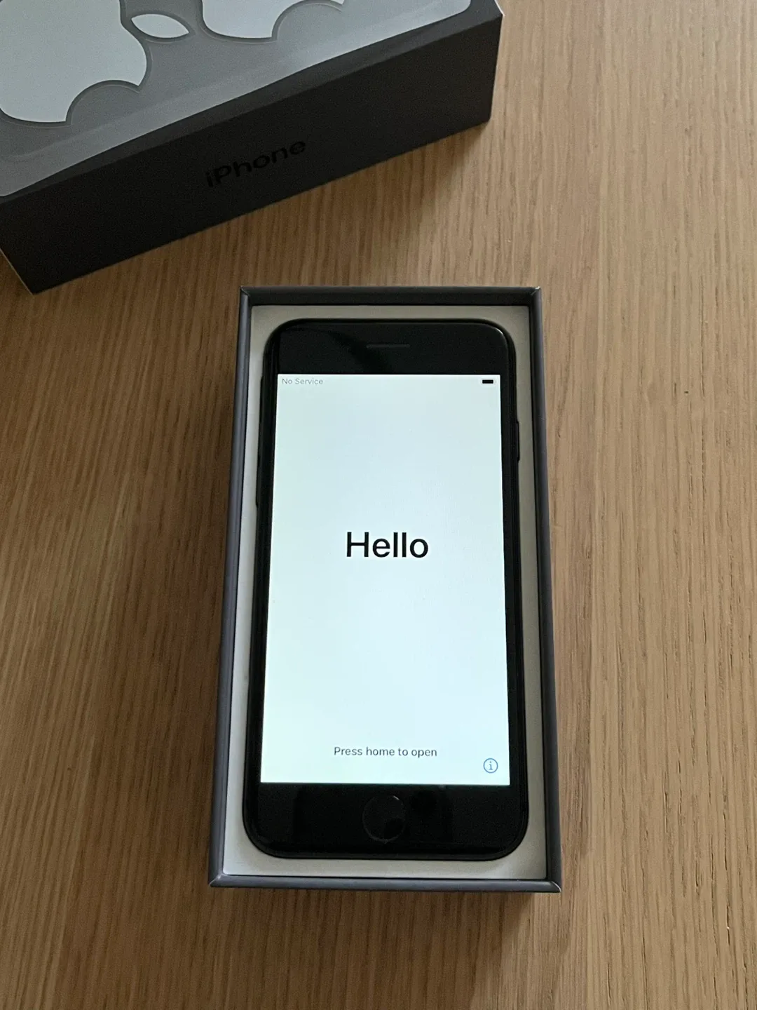 ✅ Like NEW - iPhone 8 - 64GB Space Gray
