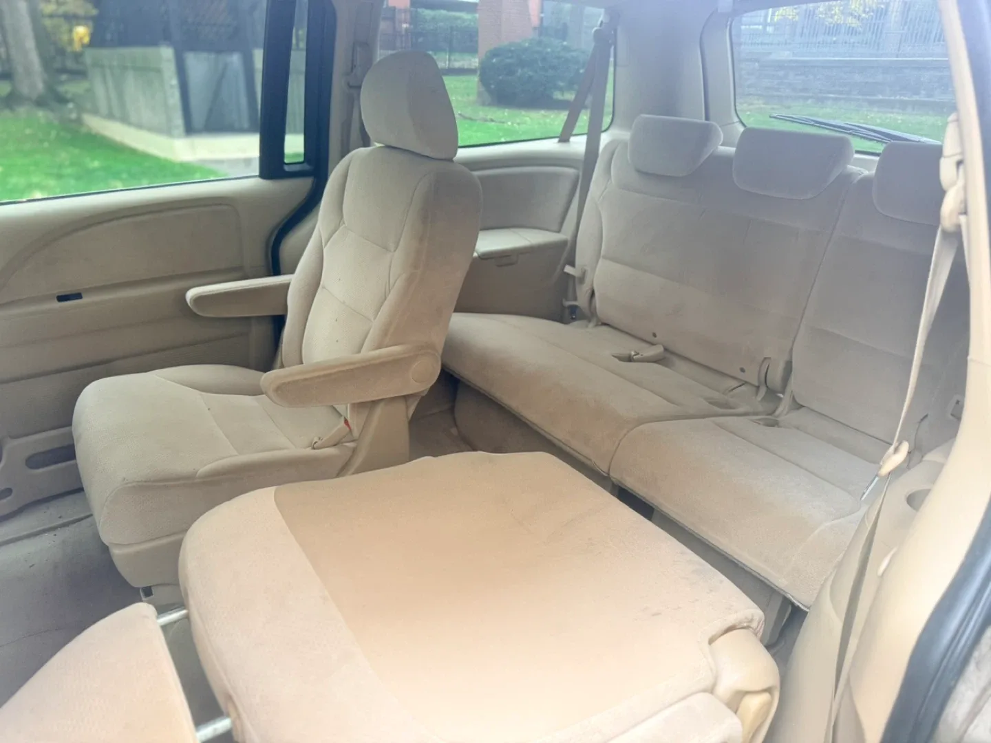 2007 Honda Odyssey LX Minivan - Gold image indicator(9)