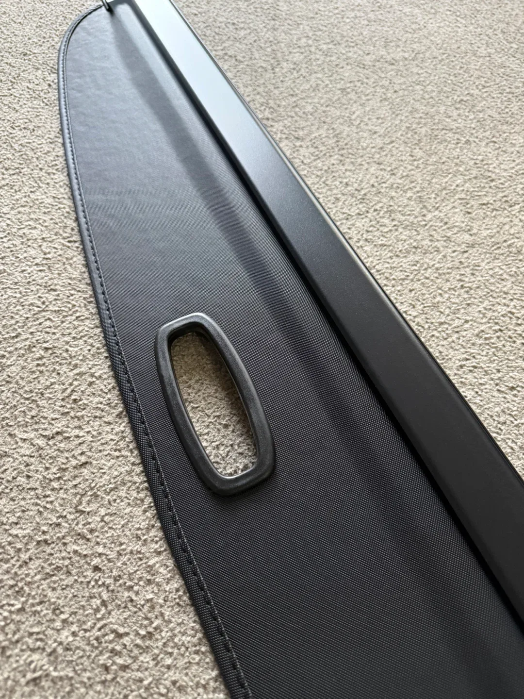 2022-2025 Corolla Cross Cargo Cover image indicator(5)