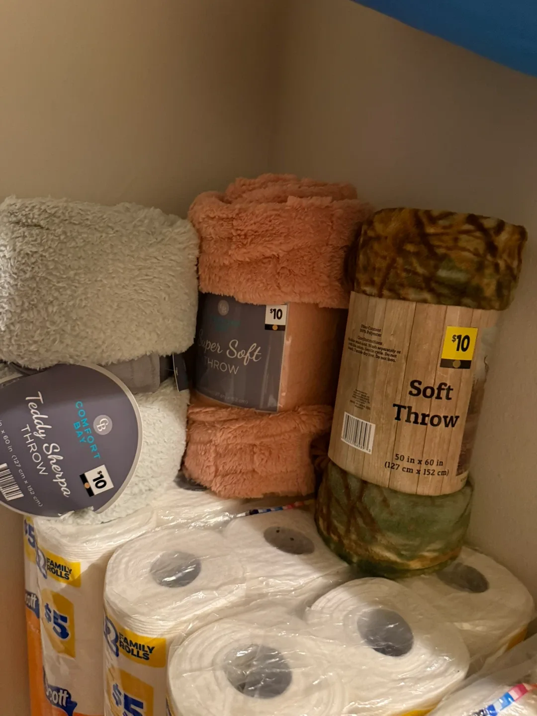 Comfort Bay Teddy Sherpa Throw - 50x60 in thumbnail