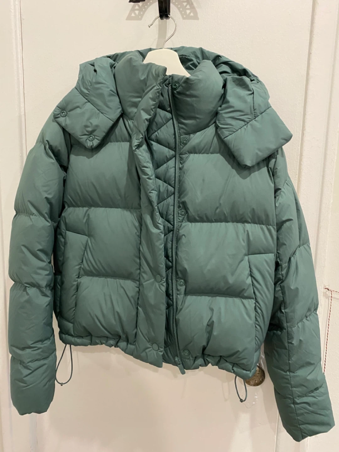 Lululemon Wunder Puff Cropped Jacket, Size 4, Green