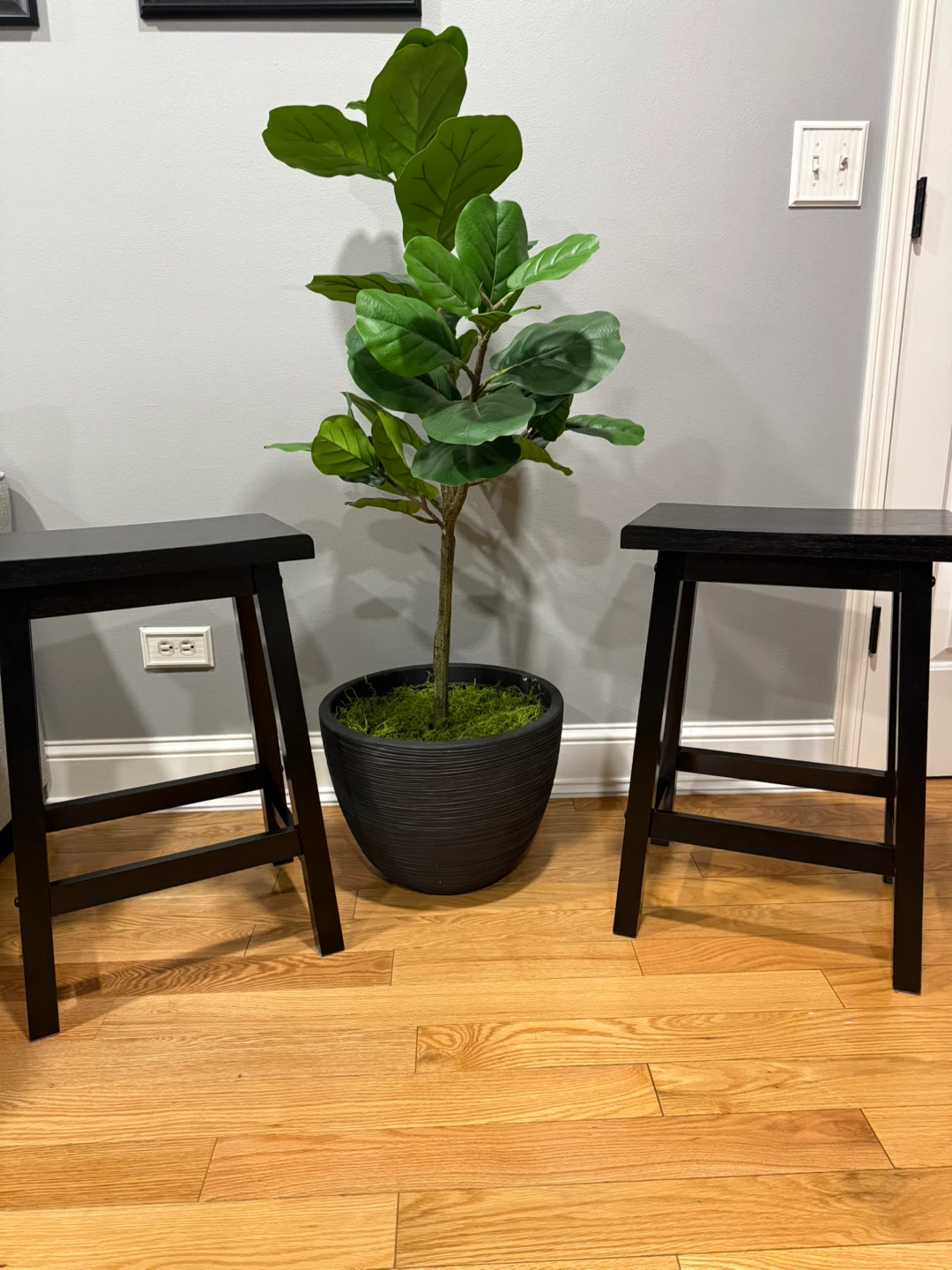 Set of 2 Black Saddle Stools - photo 2