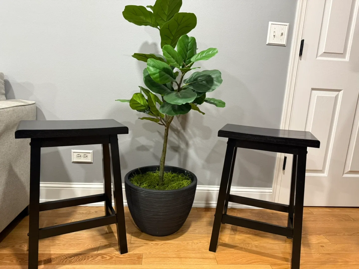 Set of 2 Black Saddle Stools image indicator(9)