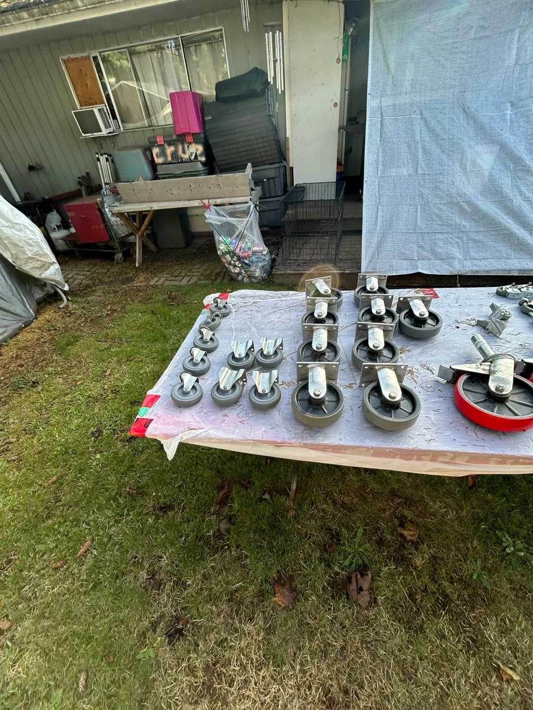 Variety of Casters image indicator(5)