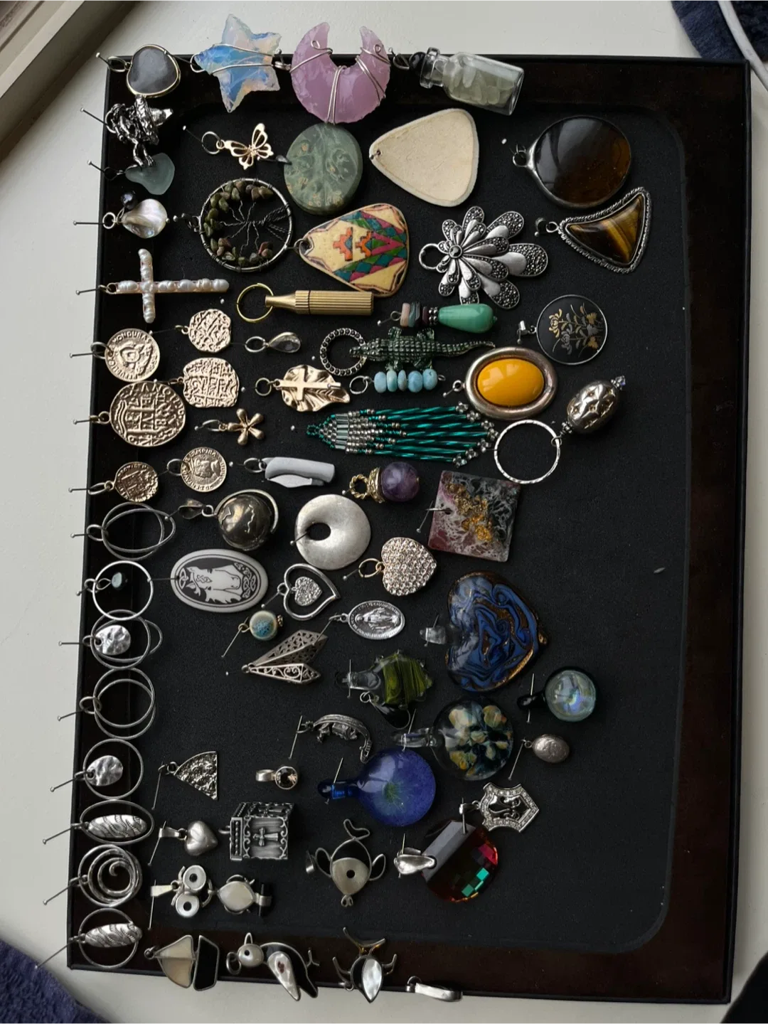 Charms/Pendants image indicator(10)