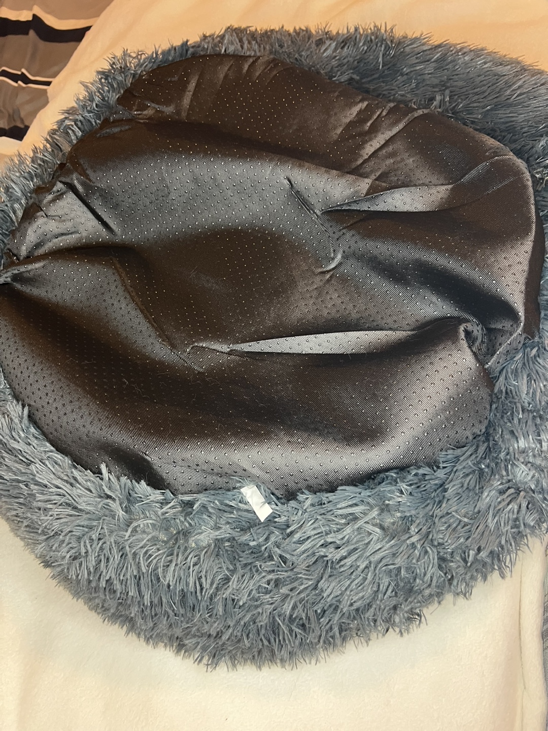 Grey Fluffy Pet Bed - photo 2