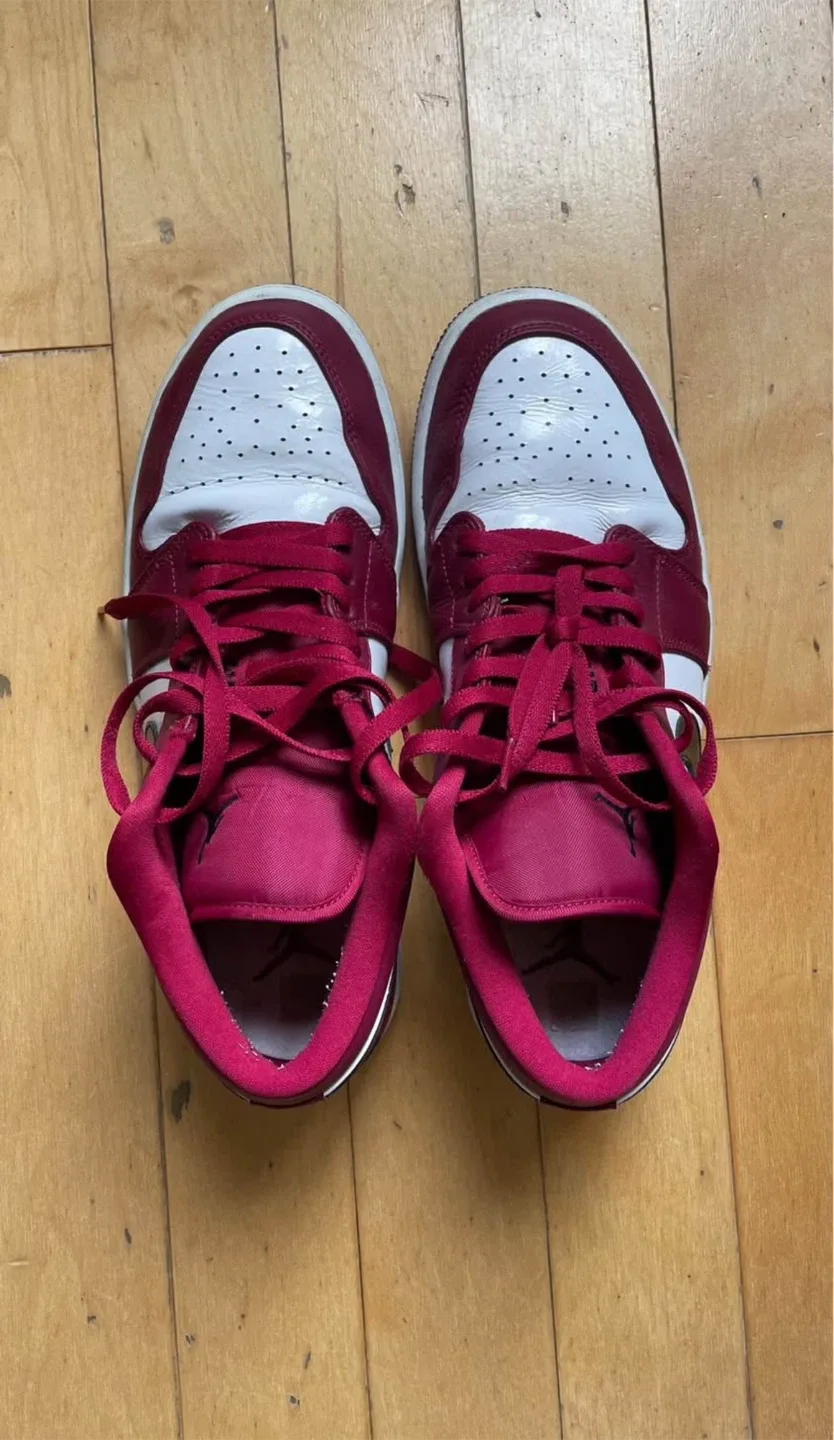 Air Jordan 1 Low Noble Red image indicator(2)