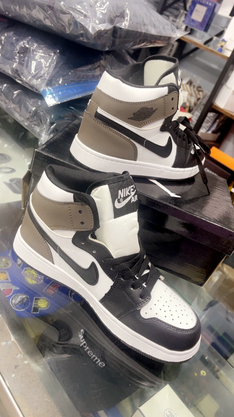 Nike Air Jordan 1 High Black/White/Mocha - photo 5