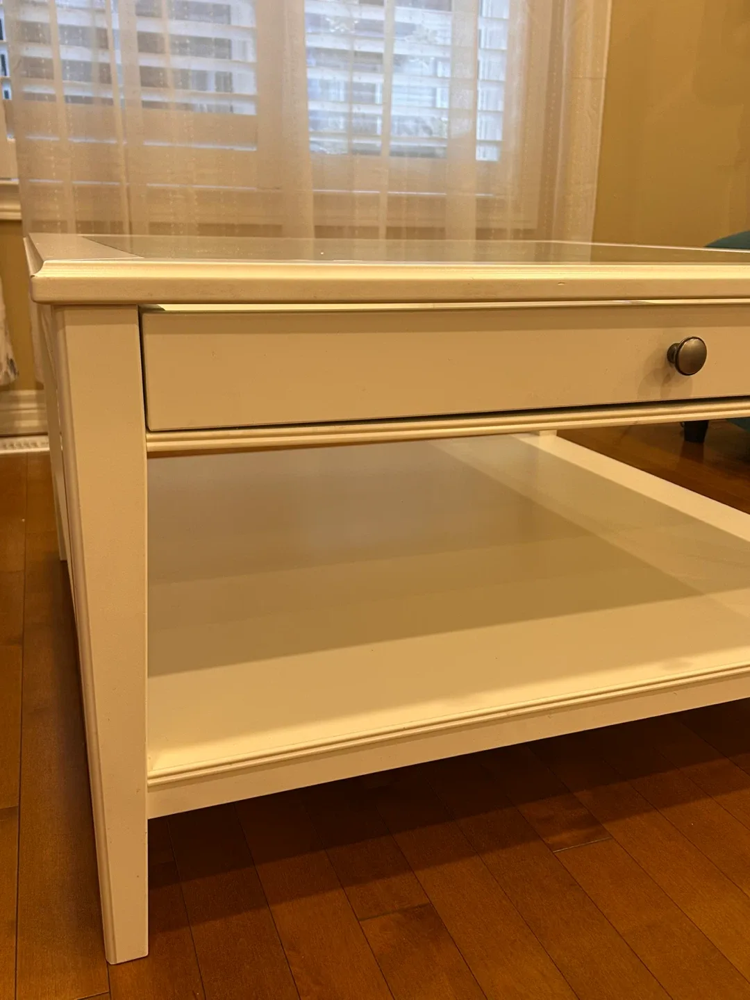IKEA Coffee table, white/glass, 93x93 cm (36 5/8x36 5/8 " image indicator(2)