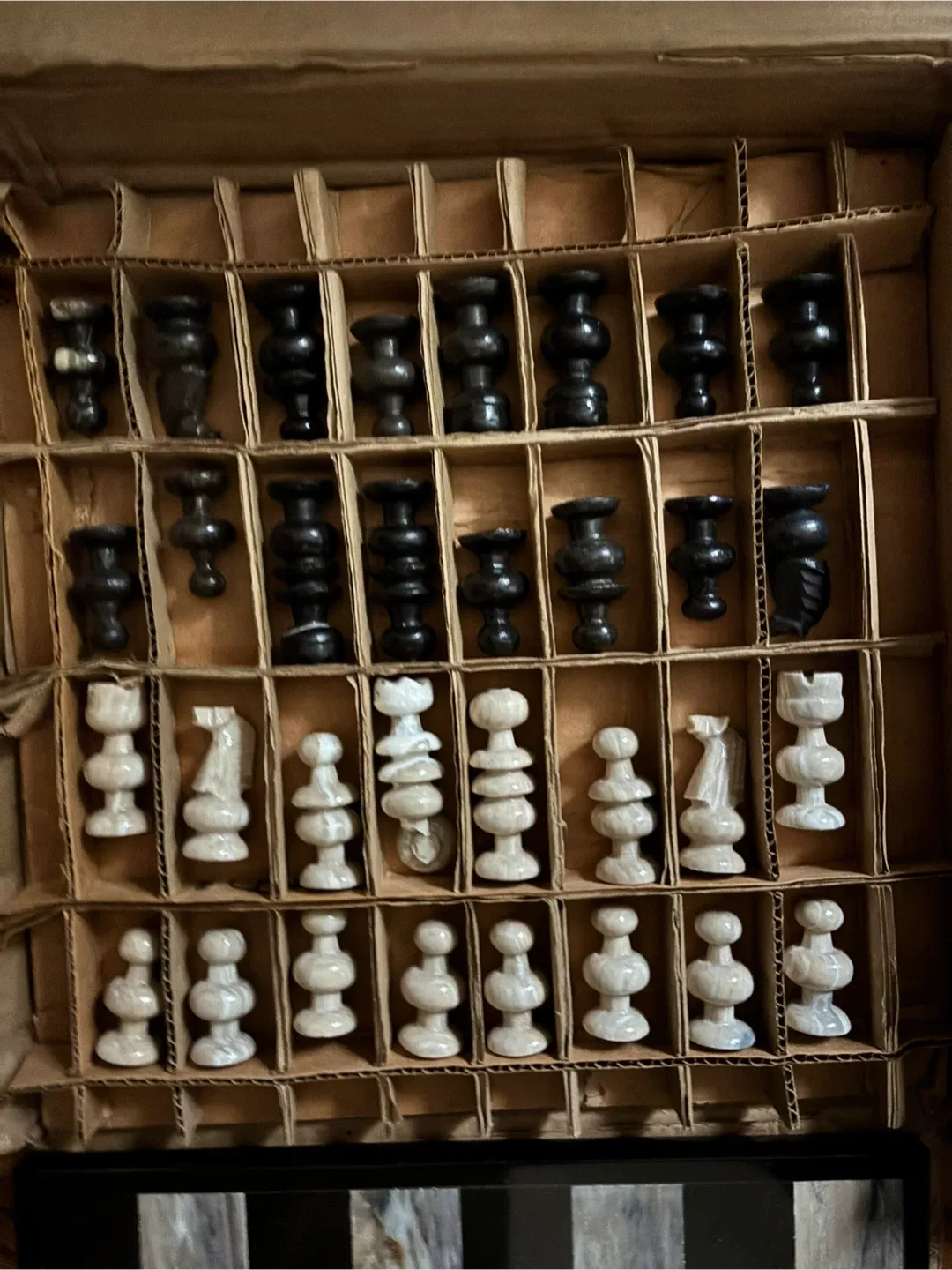 🥕Vintage Marble Chess Set - some pieces broken/missing image indicator(2)