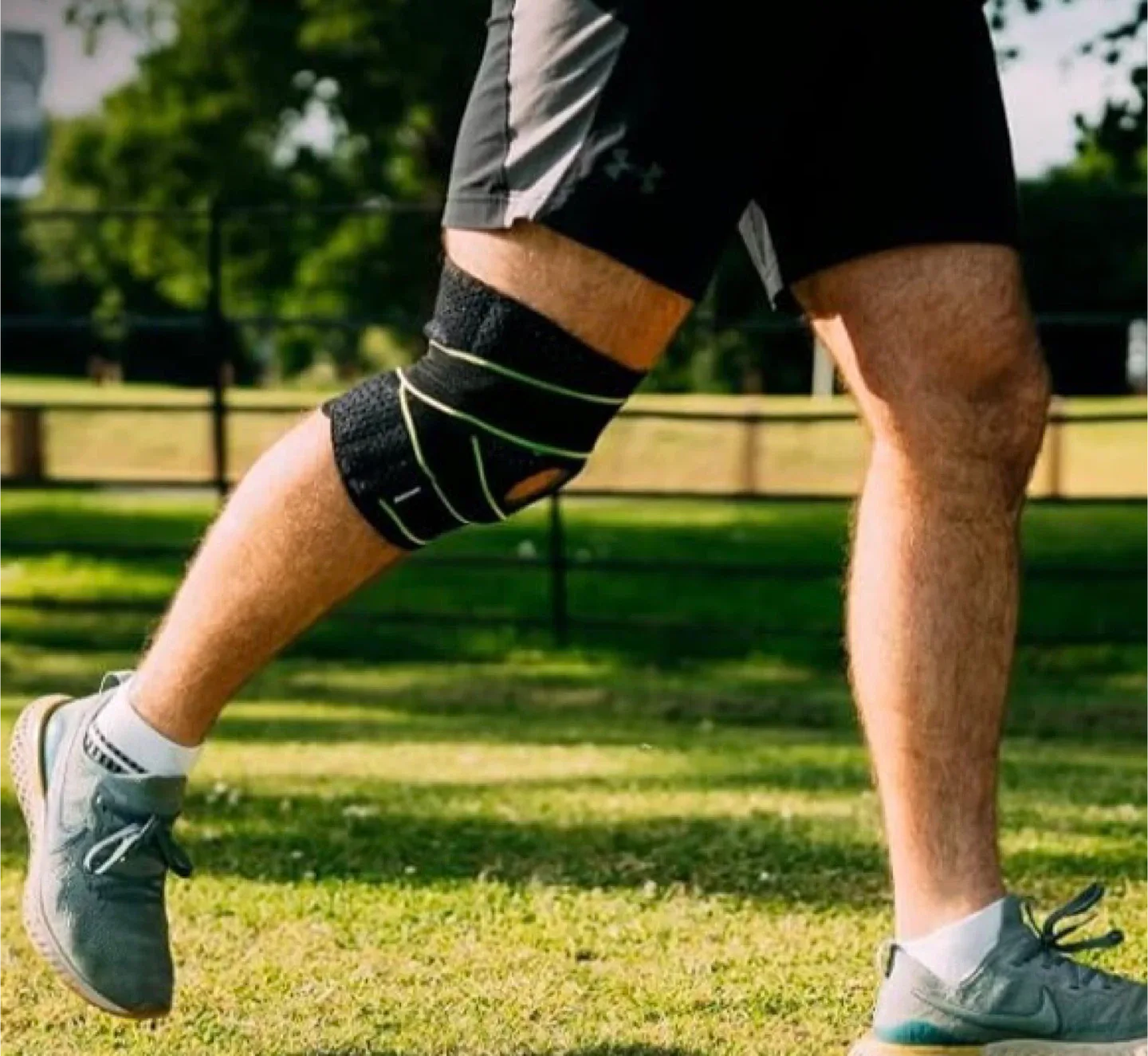 Professional Bodyprox Knee Support image indicator(2)