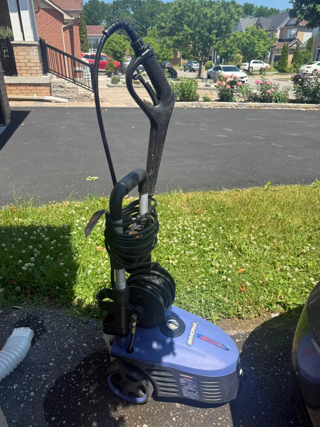 Simoniz Pressure Washer - photo 2