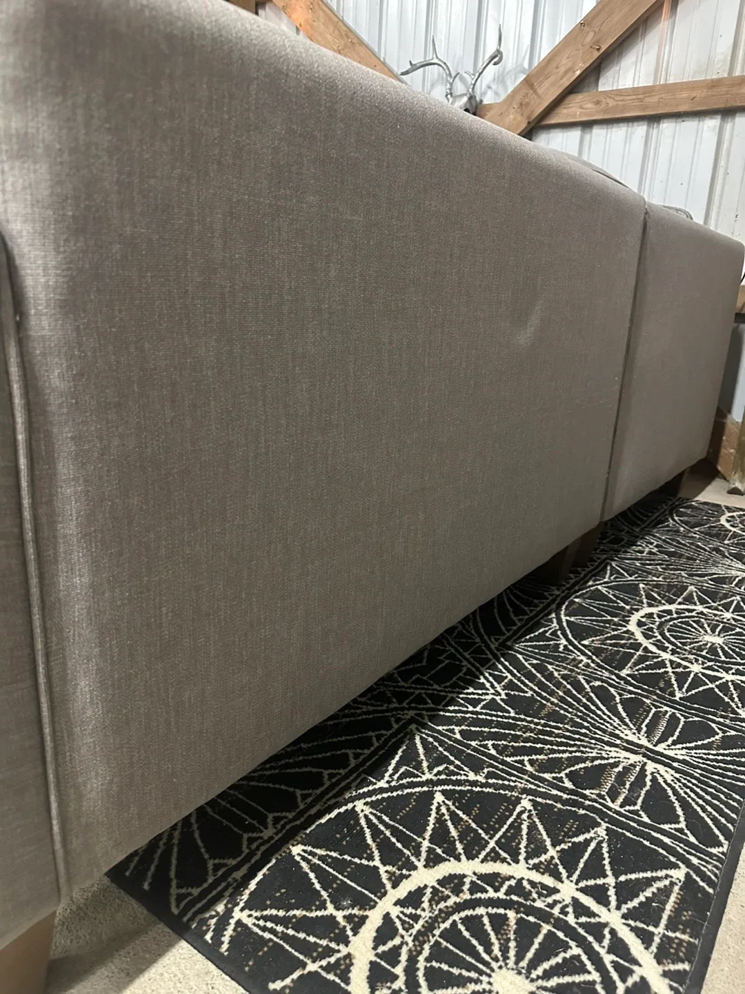 Modern Fabric Sectional in grey, made in Canada 🛋️🇨🇦 image indicator(9)