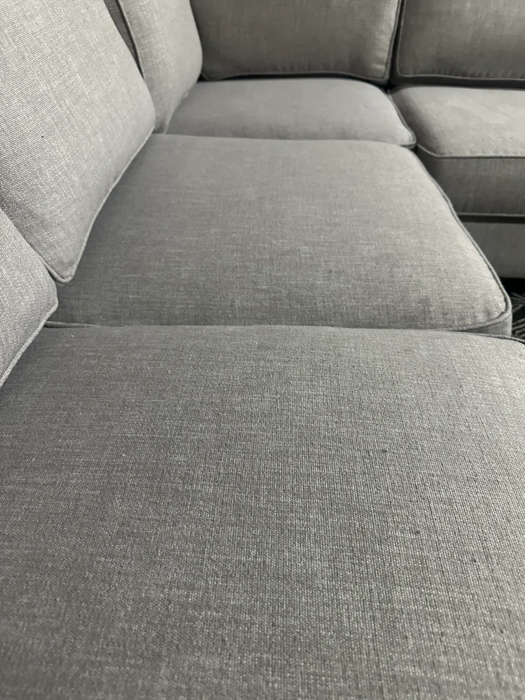 Modern Fabric Sectional in grey, made in Canada 🛋️🇨🇦 image indicator(7)