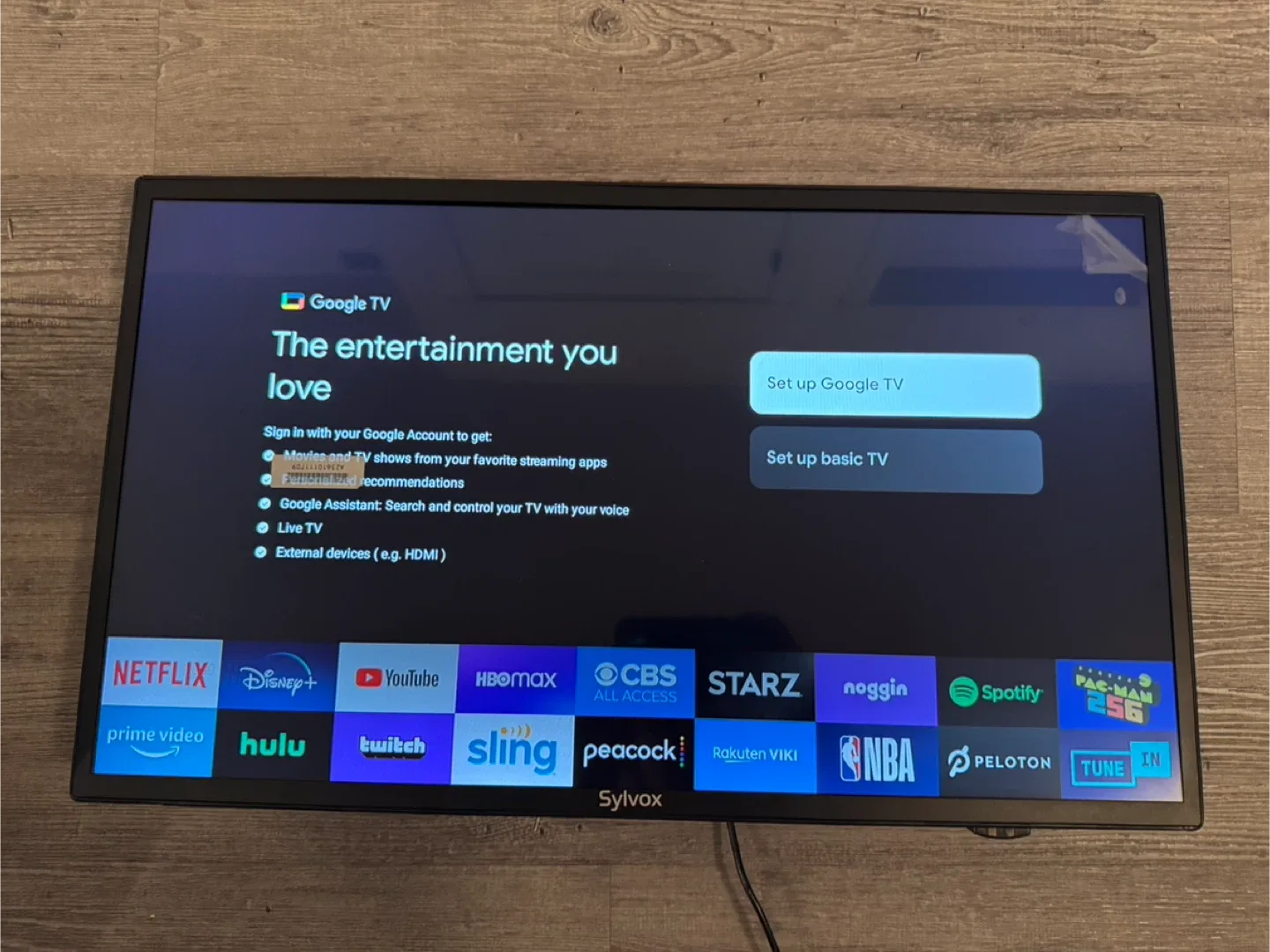 Sylvox 24" Smart RV TV - Google OS, 12 Volt image indicator(5)