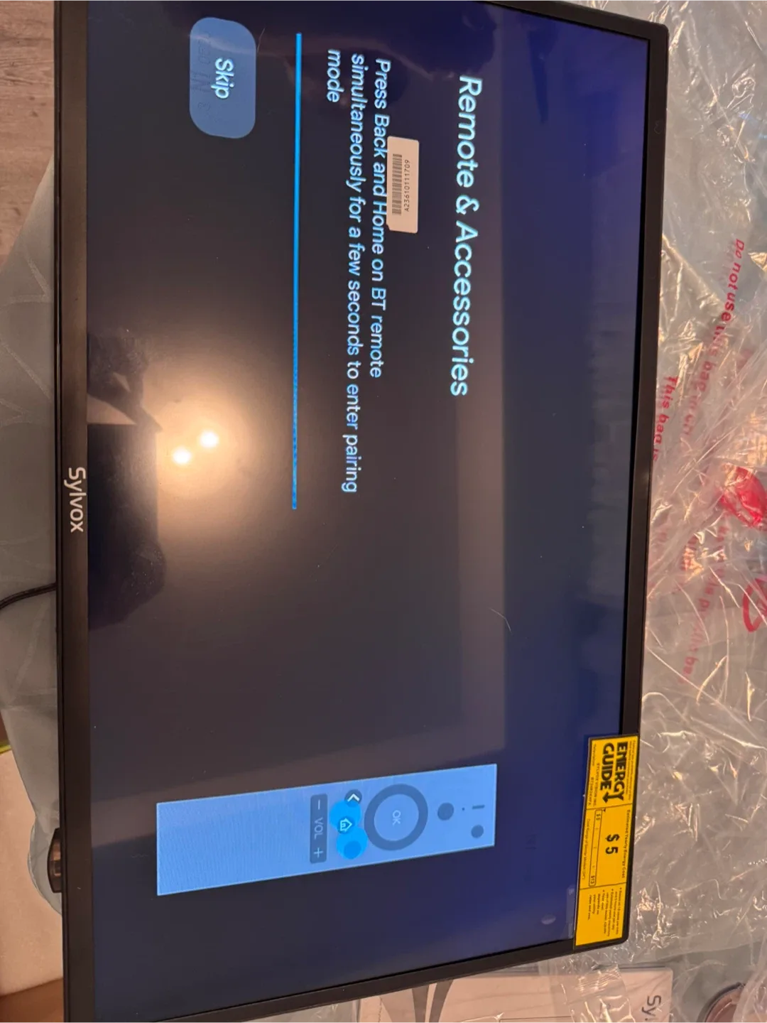 Sylvox 24" Smart RV TV - Google OS, 12 Volt image indicator(6)