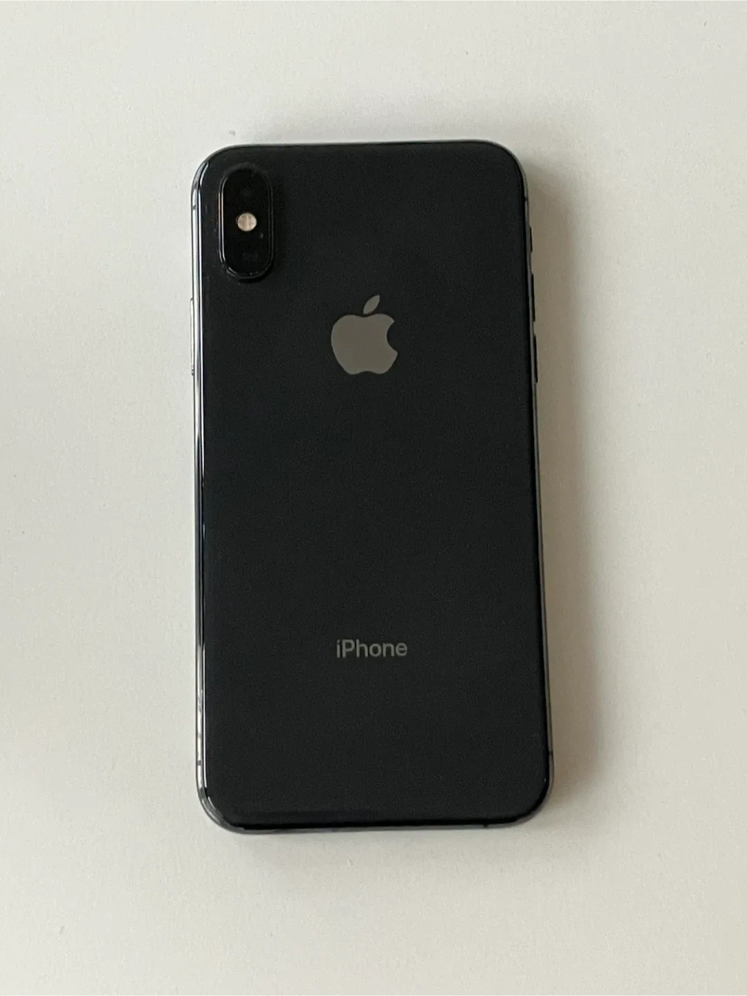 Apple iPhone XS - Black image indicator(2)