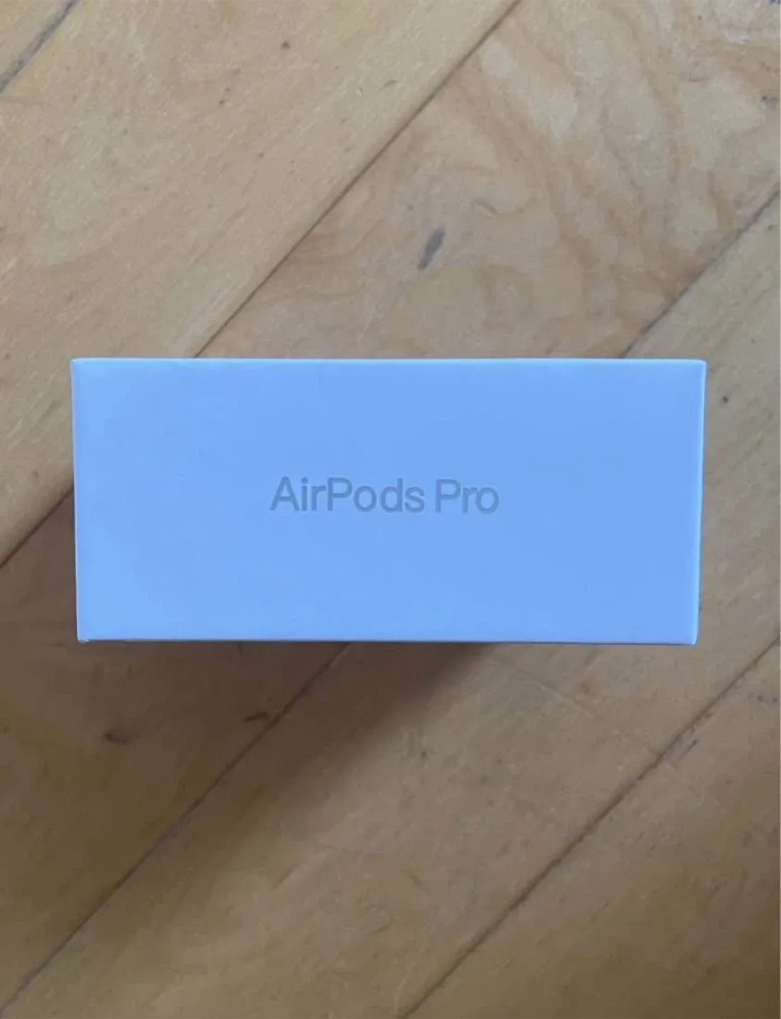 New Apple AirPods Pro (2nd Generation) image indicator(3)